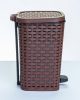 * Pedálos szemetes rattan hatású 12 l Barna