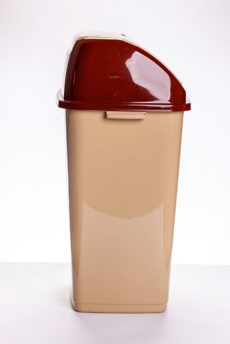 * Billenős szemetes 50 l bézs