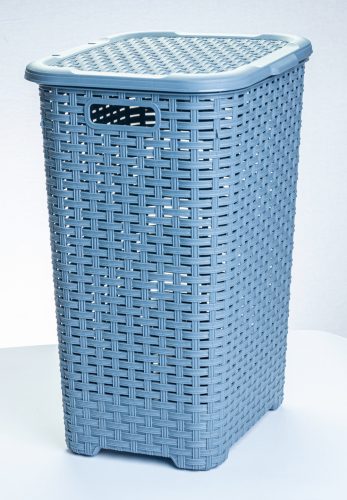 * Szennyestartó rattan hatású 60L szürke