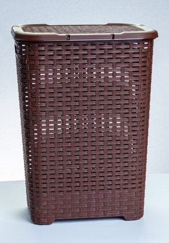 * Rattan hatású szennyestartó 60 l, barna