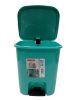 * Szemetes pedálos 7.5L kék