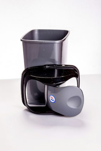 Billenős slim szemetes szürke színben (35 L-es)