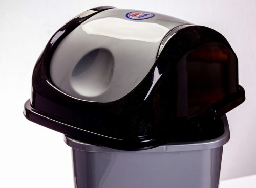 Billenős slim szemetes szürke színben (35 L-es)