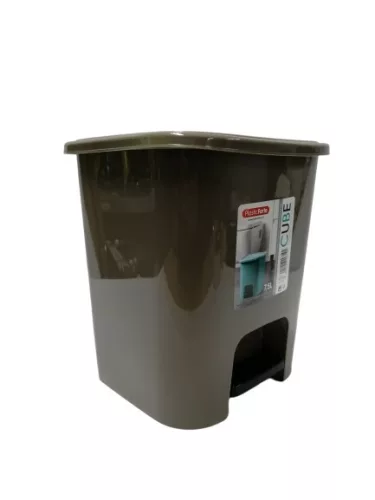 * Szemetes pedálos 7.5L barna