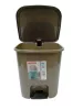 * Szemetes pedálos 7.5L barna