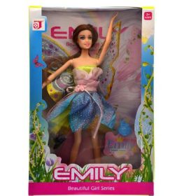 Baba pillangó szárnyakkal