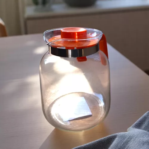 JULIE teáskanna narancssárga színben (1,45 L-es)