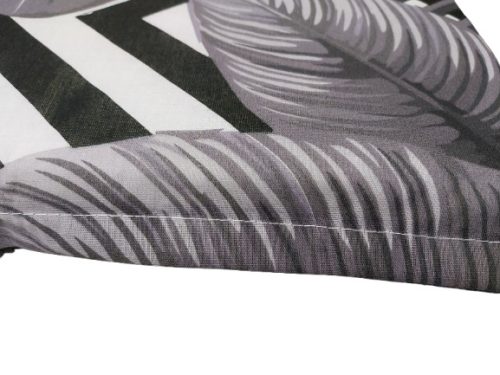 Szögletes ülőpárna fekete csíkos szürke leveles