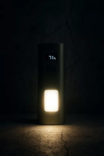 Bicikli lámpa és powerbank zöld