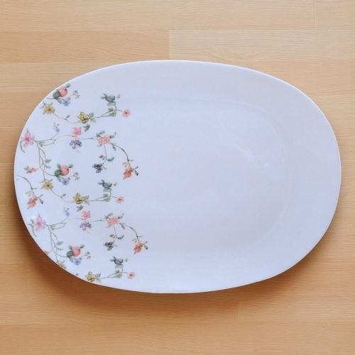 20 részes szögletes opál étkészlet apró virágos