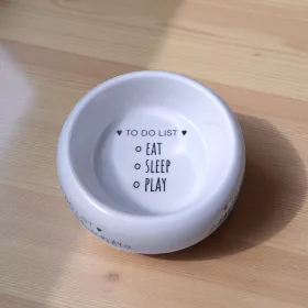   Kisállat etető tál 18 cm-es, 400 ml ─ Eat, sleep, play felirattal