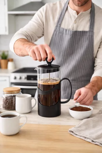 Dugattyús kávé és teafőző 1 L