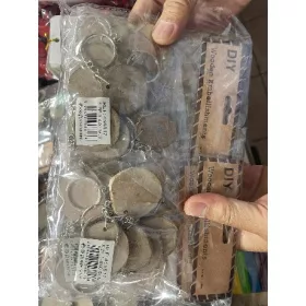 KULCSTARTÓ FA SZELET 4X0,5CM 6DB-OS