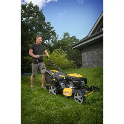 Riwall PRO RPM 5155 V PRO önjáró benzinmotoros multifunkciós fűnyíró 4 az 1-ben állítható sebességgel